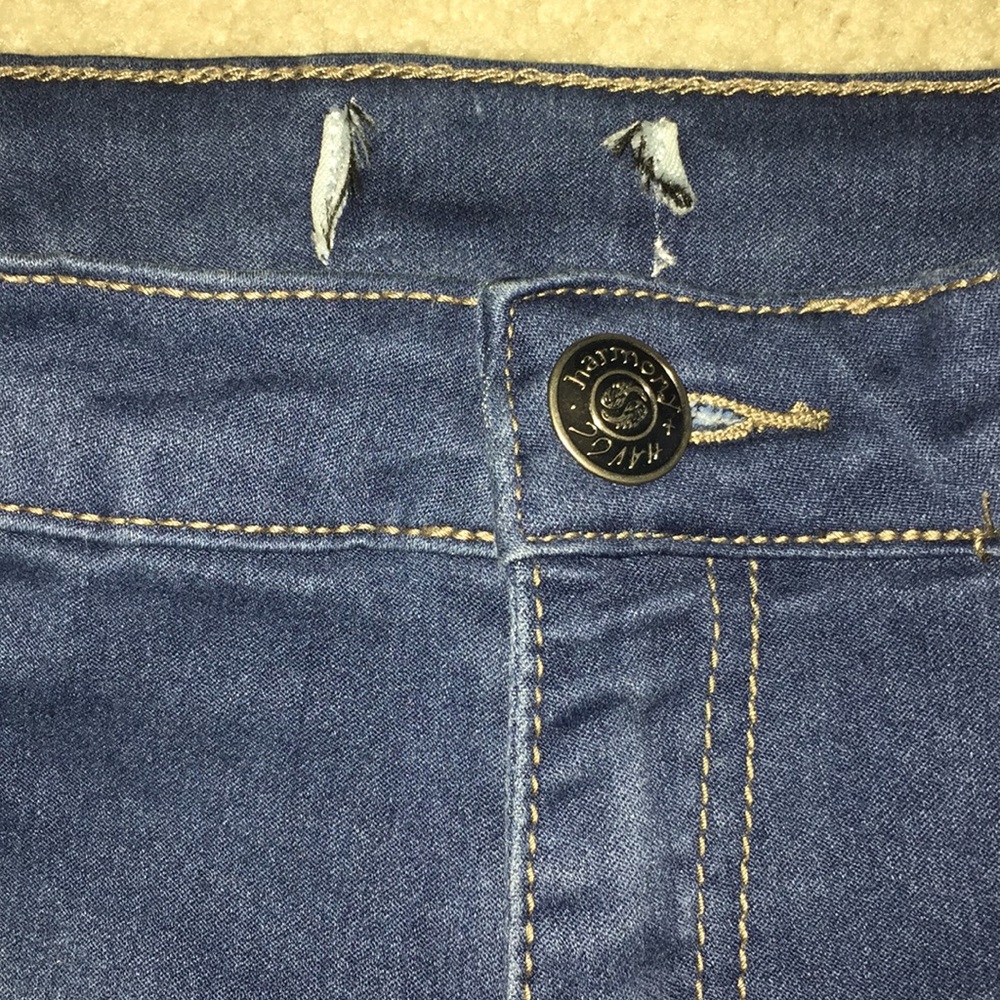 Blue denim shorts, Sinched in waist - Picture 2 of 3